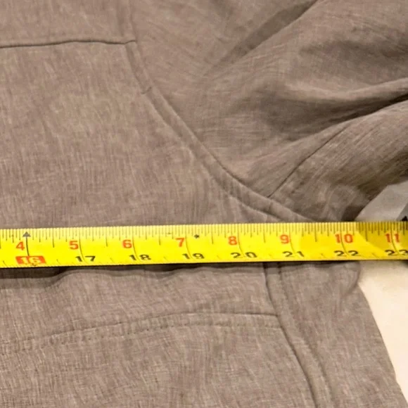 Women’s Cowgirl Legend lightweight Gray Zip-Up Jacket with Black Accents - Picture 6 of 12